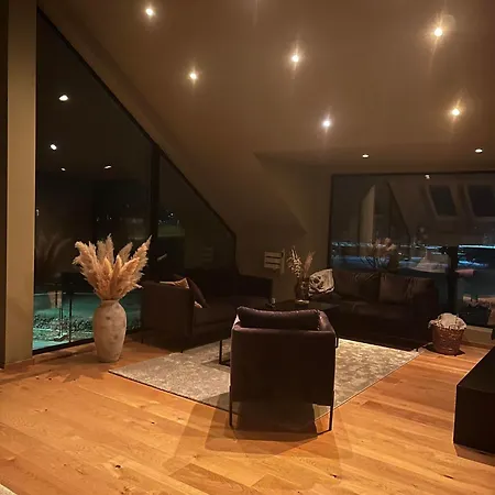 빌라 Ons 2024 - Surrounded By Nature, Ideal Location Close To Forum 스타방에르